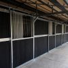 Außenboxen mit Stahlsysteme – Pferdestall bauen